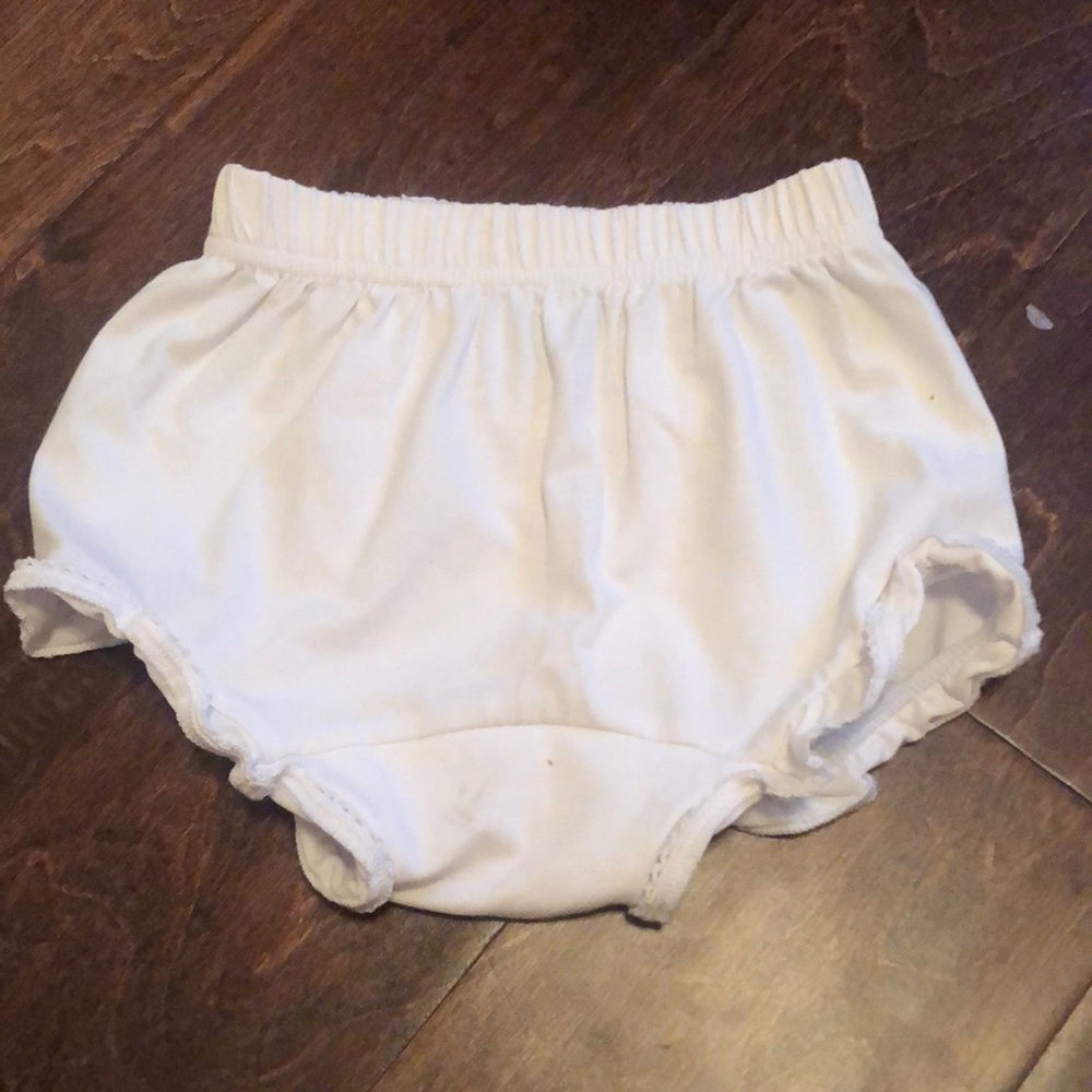 Serendipity white bloomers